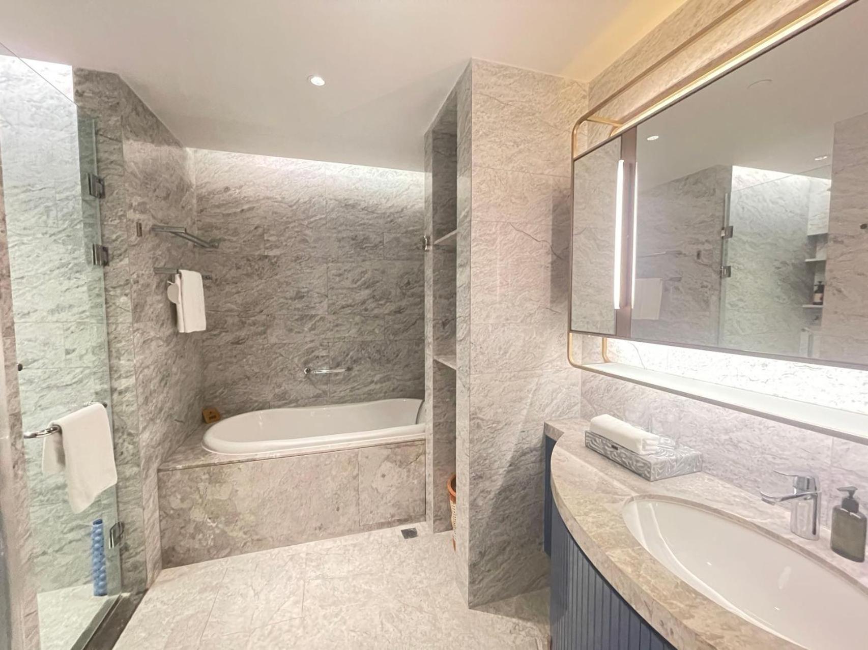 Ascott Raffles City Chongqing Exterior foto
